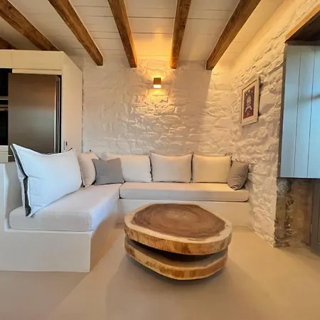 Nyaraló Key 3 Náusza